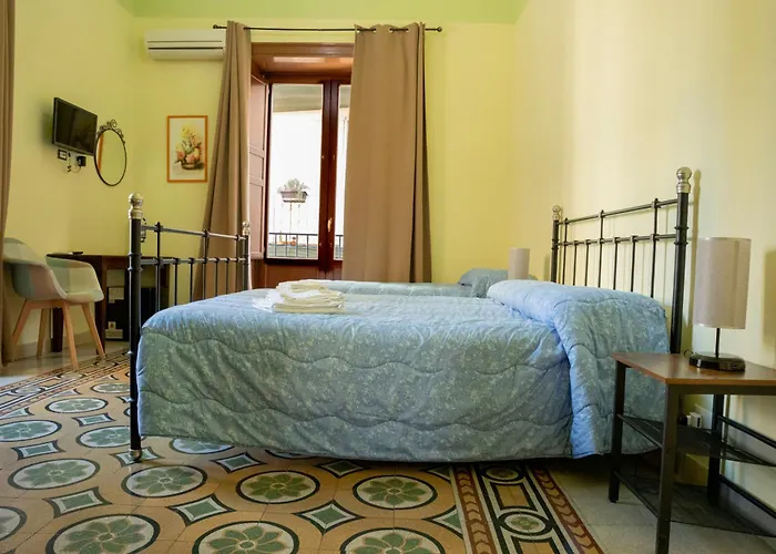 Palazzo Corvino Bed and breakfast 4*